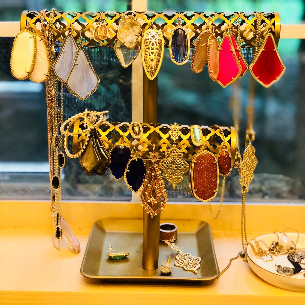 Rare & limited edition Kendra Scott Sale!